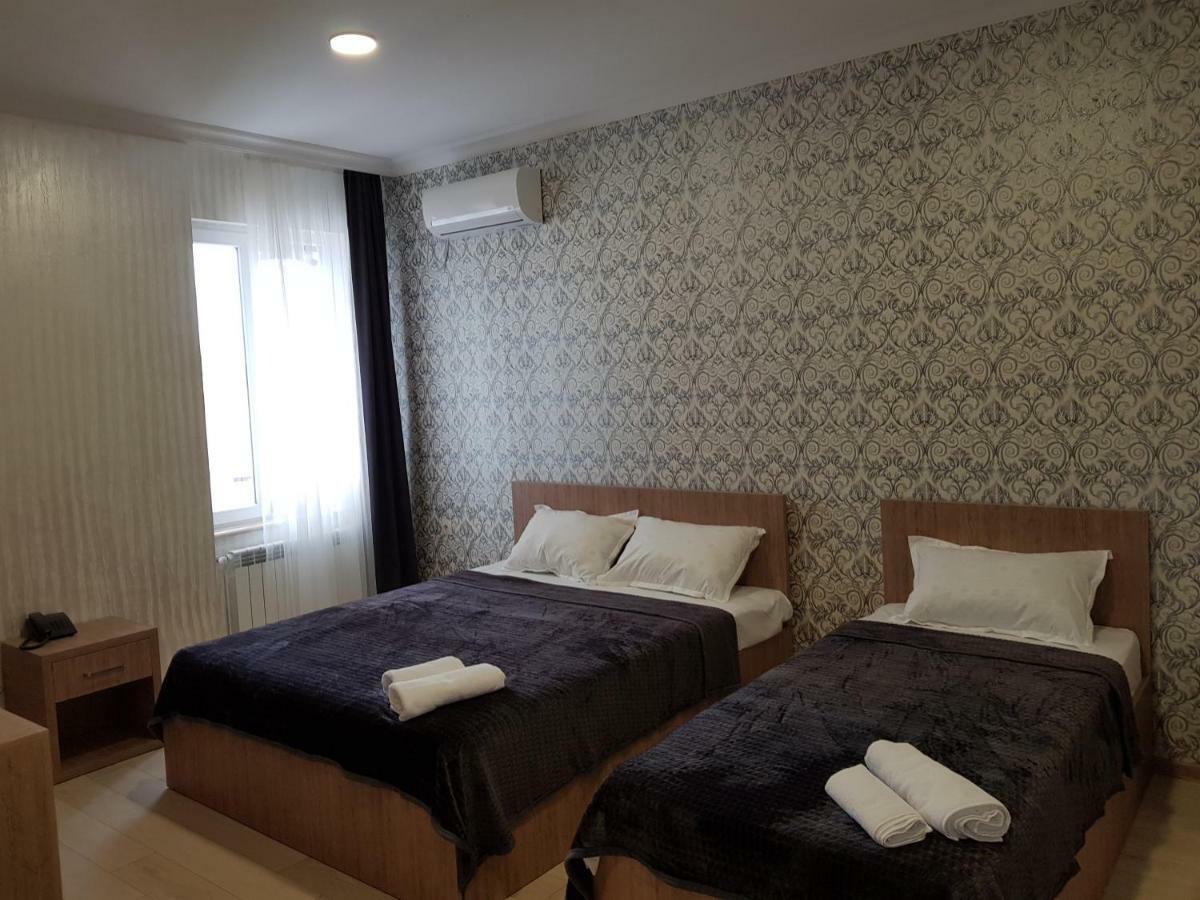 Mikepalace Batumi Ngoại thất bức ảnh