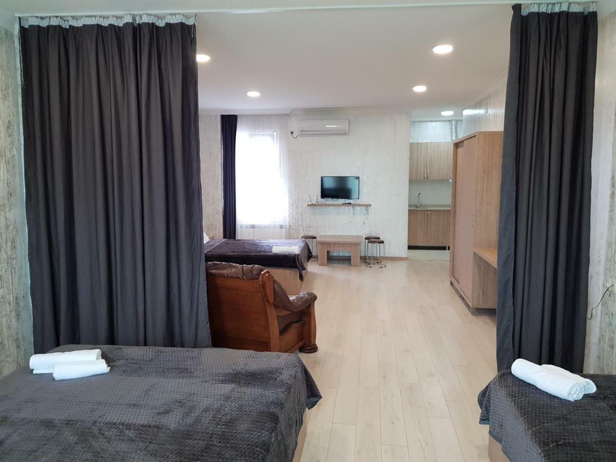 Mikepalace Batumi Ngoại thất bức ảnh