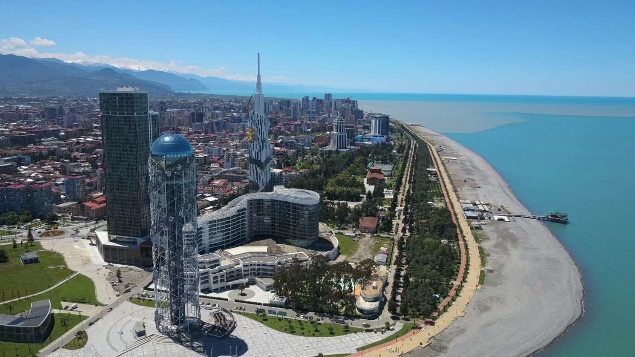 Mikepalace Batumi Ngoại thất bức ảnh